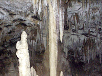 Адыгея - Азишская пещера - Сталактиты и сталагмиты