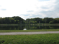 Вид на пруд и парк со стороны Дворца - Усадьба Кусково